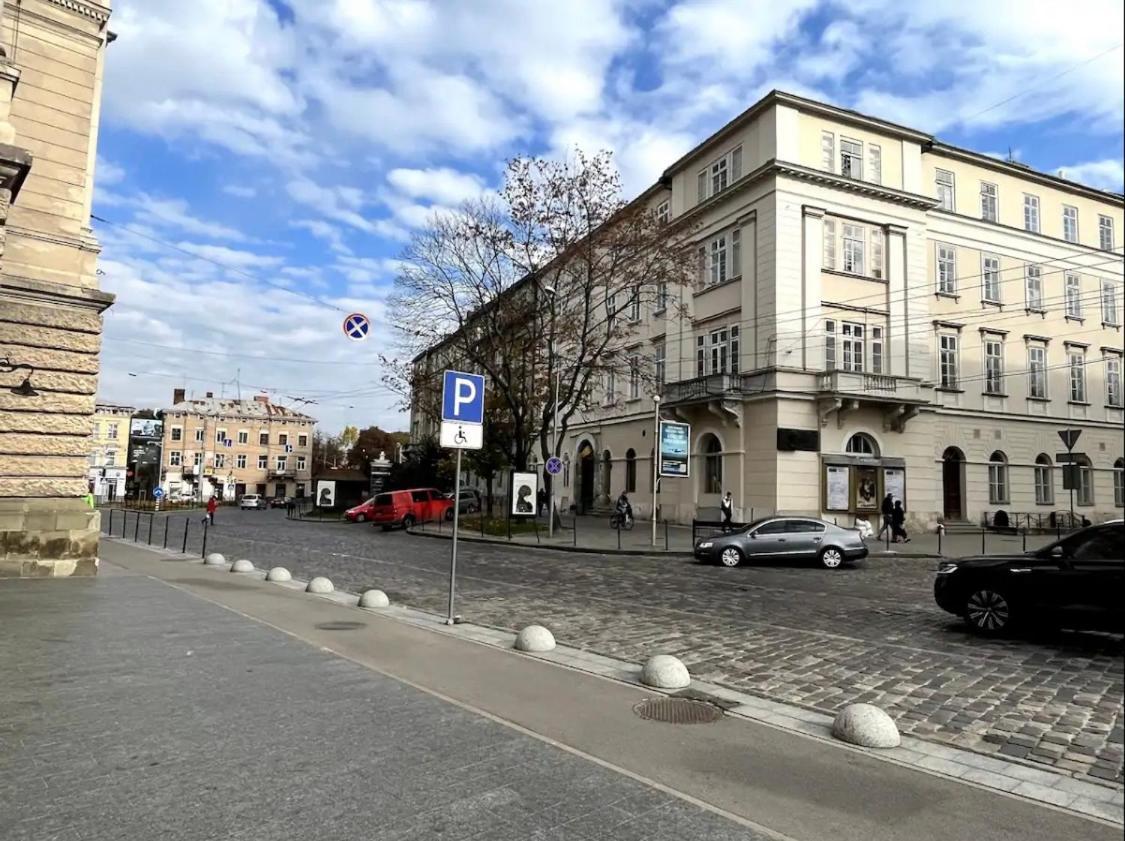 Sweet Home Near Opera House Liov Exterior foto